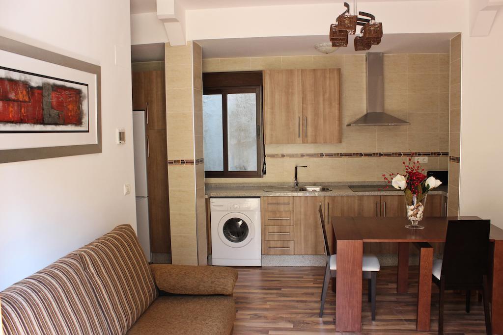 Apartamentos Casa De La Lonja Granada Room photo